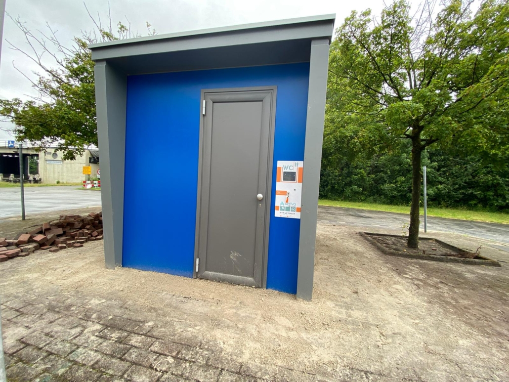 self cleaning toilets- bus driver-arriva (1)