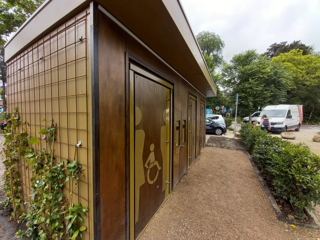 s4-bagni autopulenti-utrecht-legno (7) bagni pubblici autopulenti rivestiti in legno