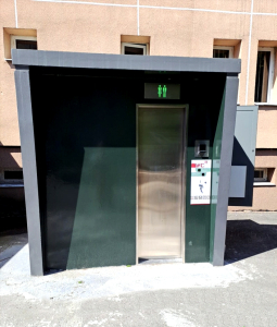 bagno pubblico autopulente